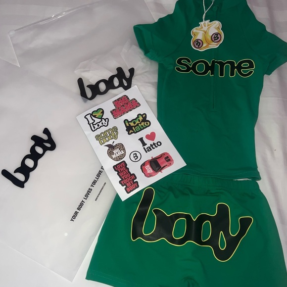 BODY by Raven tracy X Latto!!💚 - Picture 1 of 5